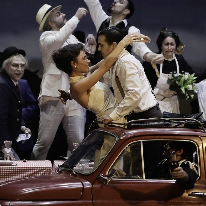 Opéra de Toulon, December 2018

Directed by Adriano Sinivia
Conducted by Jurjen Hempel